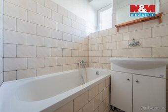 Nabízíme k prodeji útulný byt o dispozici 2+1 s užitnou ploc