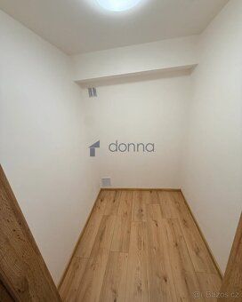 Nabízíme k pronájmu byt 2+1, o ploše 68m2, v 1. podlaží cihl