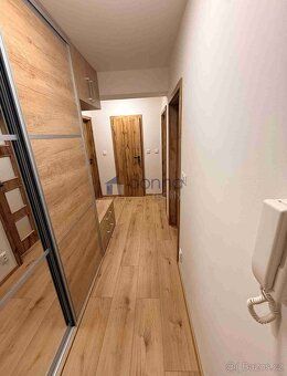 Nabízíme k pronájmu byt 2+1, o ploše 68m2, v 1. podlaží cihl