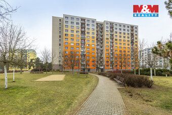Nabízíme k prodeji prostorný byt 2+1 s lodžií o výměře 74 m²