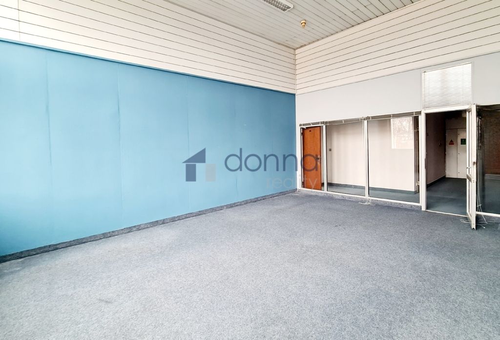 Nabízíme k pronájmu komerční prostor o výměře 91,3 m² v loka