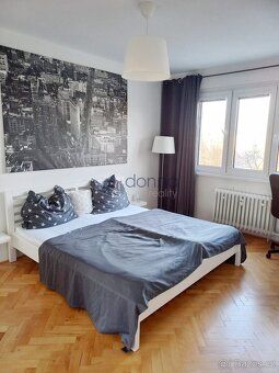 Nabízíme k pronájmu pěkný byt 2+1, o ploše 54m2, v 5. patře 