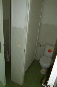 Nabízíme k pronájmu velkou kancelář o velikosti 45 m2 v tříp