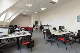 Pronajmeme kancelář v centru Ostravy na ulici Zámecká. Prost