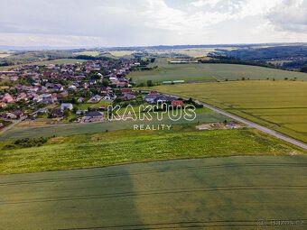 Nabízíme k prodeji stavební pozemek o celkové ploše 3828m² v