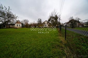 Nabízíme na prodej stavební rovinatý pozemek o výměře 969 m²