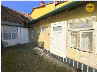 Nabízíme k prodeji rodinný dům v oblíbené obci Měnín, která 