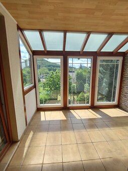 🏡 PŘIPRAVUJEME K PRODEJI: 📍Krajní řadový dům v Novém Boru (u