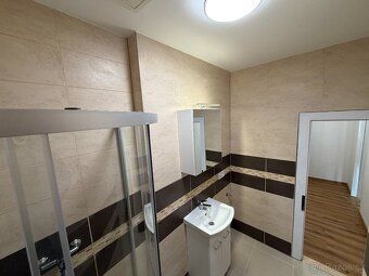 Pronajmu byt 50 m2 v prvním patře. Kauce 10 000 CZK před pod
