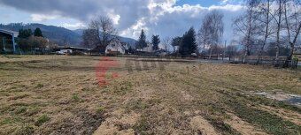 Nabízíme k prodeji stavební pozemek o velikosti 3652 m2 v ob