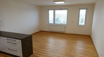 Nabízíme k pronájmu moderní byt 2+kk o velikosti 75,5 m 2 v 