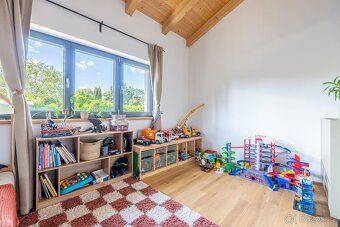 Ev.č. 00090 Hledáte moderní rodinné bydlení, které propojuje