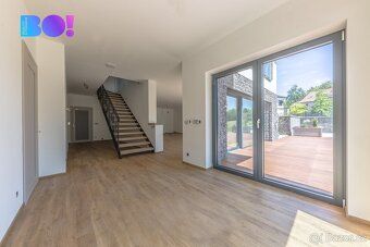 Nabízíme k prodeji jedinečnou luxusní vilu v obci Všedobrovi