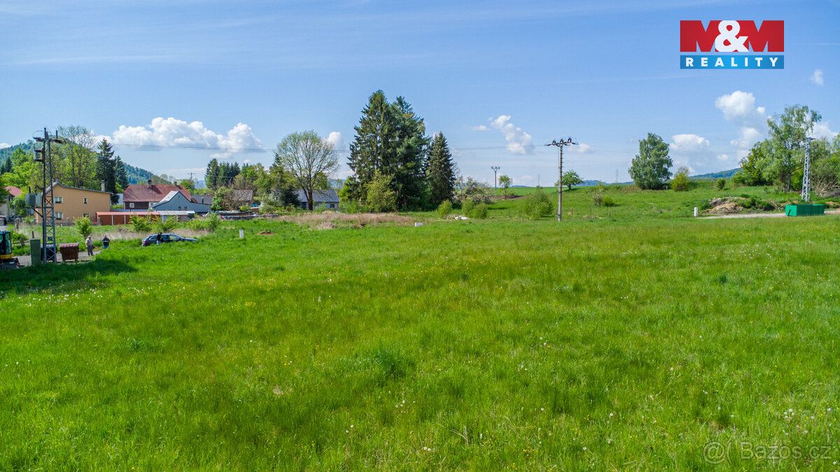 Nabízíme k prodeji atraktivní pozemek o výměře 1 435 m² v ob