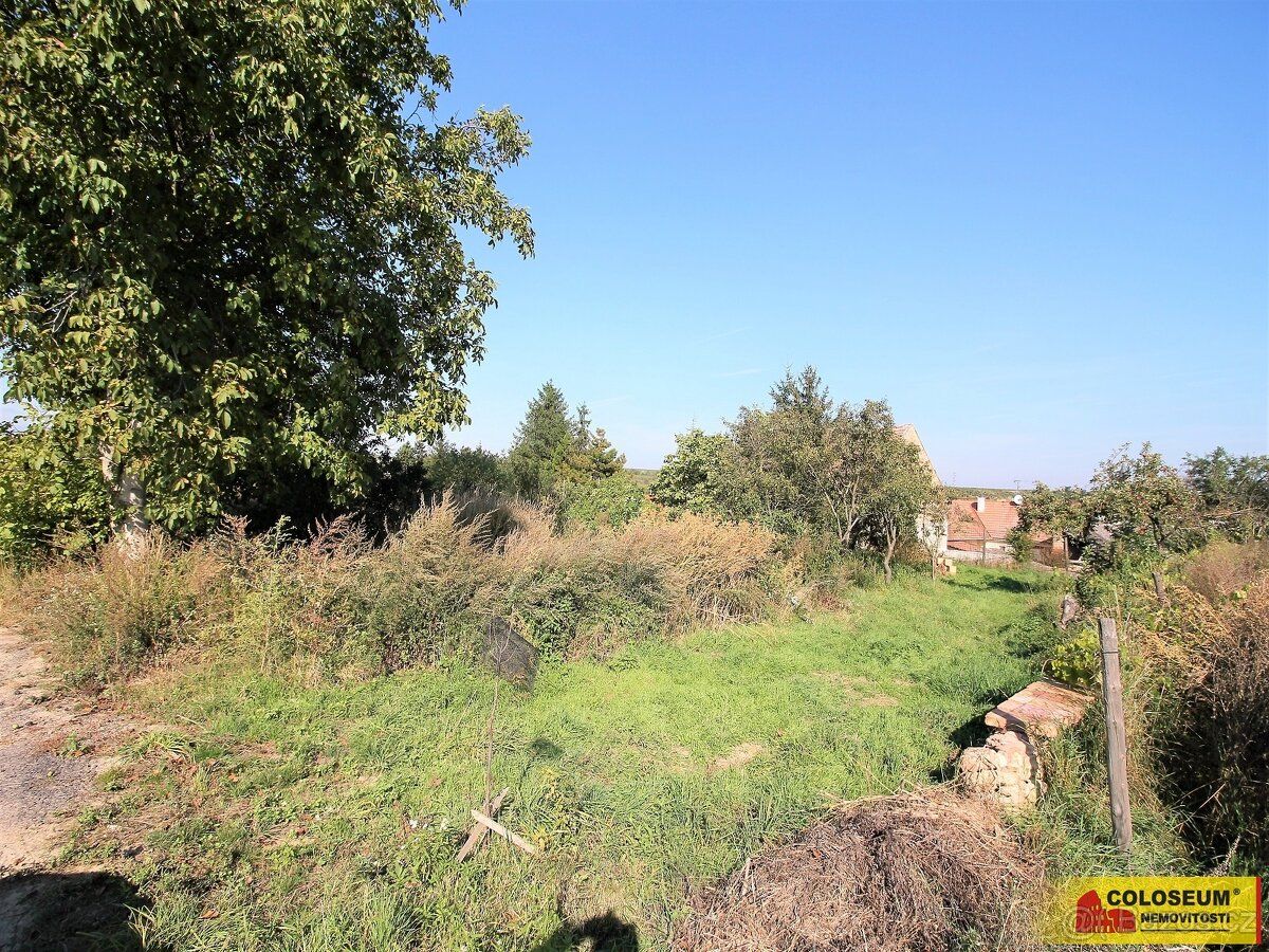 Ev.č. E3348BC006 Exkluzivně Vám nabízíme k prodeji pozemek o