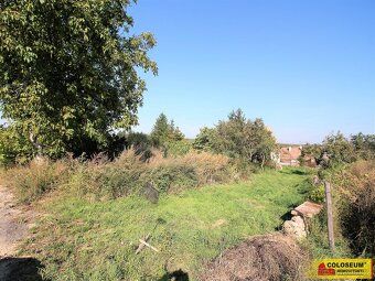 Ev.č. E3348BC006 Exkluzivně Vám nabízíme k prodeji pozemek o