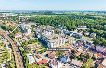 Nabízíme k pronájmu komerční prostor o celkové ploše 140m2, 