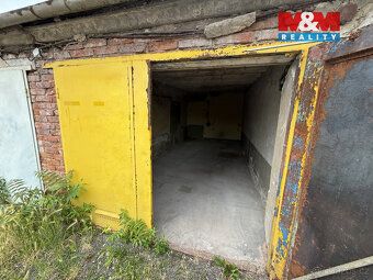 Nabízím k prodeji řadovou cihlovou garáž o užitné ploše 18 m