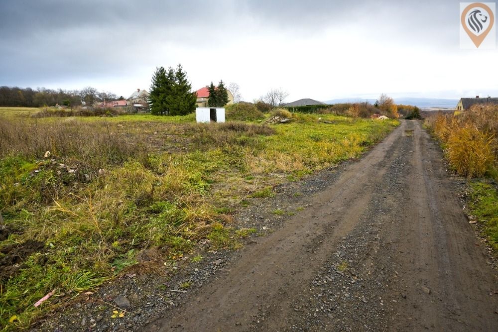 Máme pro vás menší zahradu o rozloze 421 m² na Střelné v Koš