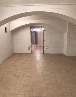 Nabízíme pronájem sklepních prostor o celkové ploše 220m², u