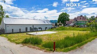Pozemek je k zástavbě RD i dvě podlaží, možno začít stavět i