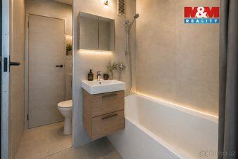 Nabízíme k prodeji byt 3+1 o celkové ploše 78 m² s lodžií o 