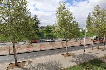 Nabízíme pronájem bytu 1+kk, 36m2, Hartigova ulice, Praha 3 