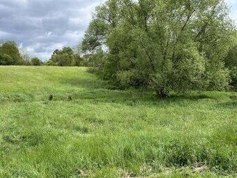 Prodej pozemku v k.ú. Horní Staré Buky – 1 032 m²
Pozemek je