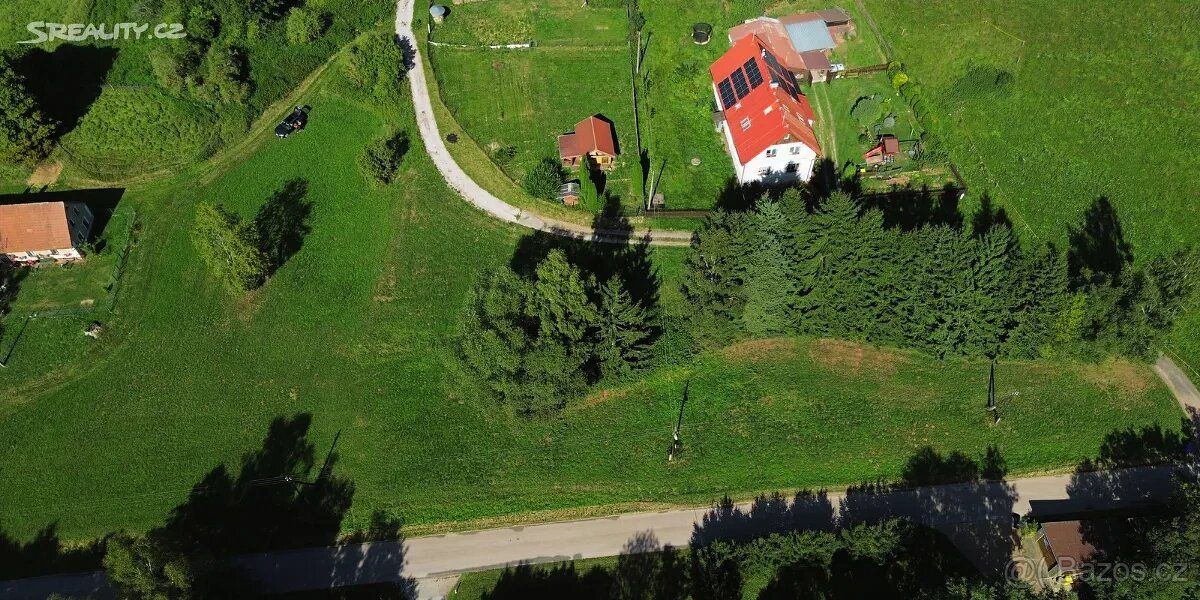 Prodej pozemku v k.ú. Horní Staré Buky – 1 032 m²
Pozemek je
