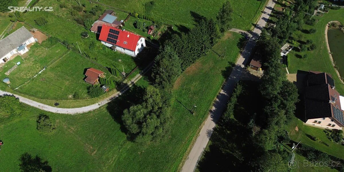 Prodej pozemku v k.ú. Horní Staré Buky – 1 032 m²
Pozemek je