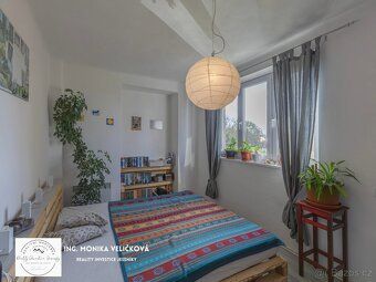 Nabízím k prodeji světlý byt o dispozici 3+1 a podlahové plo