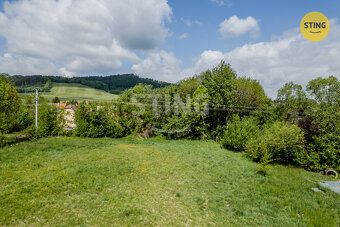 Nabízím ke koupi slunný, rovinatý stavební pozemek o výměře 