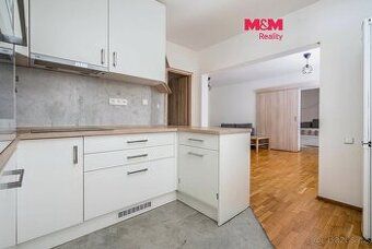 Nabízíme k prodeji byt 1+kk v osobním vlastnictví o celkové 