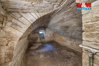 Nabízíme vám ke koupi útulnou chalupu v malebné obci Litoboř