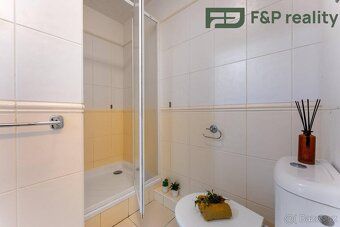 Nabízíme k prodeji malý, slunný byt 1+1 , 33 m2 v revitalizo