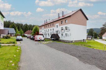 Ve výhradním zastoupení nabízíme prostorný byt 3+1 o podlaho