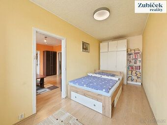 Nabízíme k prodeji byt 2+1 ve Zlíně, na ulici Okružní, v kli