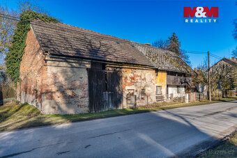 V obci Líny, pouhých 10 minut jízdy od Mladé Boleslavi, nabí