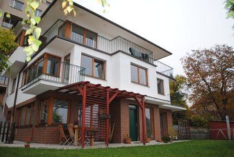 Pronájem exkluzivního bytu 3+kk s terasou 30 m² a panoramati