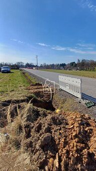 Nabízíme k prodeji pozemek o celkové rozloze 1500m2 na kraji
