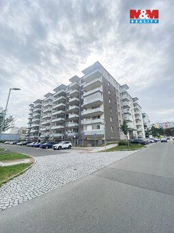 Nabízíme k pronájmu byt o dispozici 2+kk a výměře 54 m² s pr