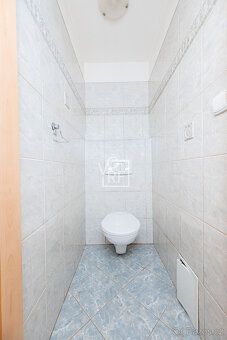 Prodej zděného třípodlažního podsklepeného bytového domu s v