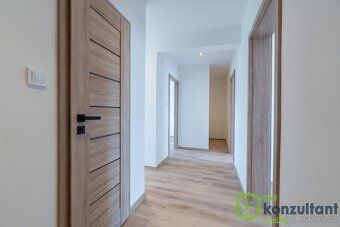 Ev.č. 01158 Moderní bydlení bez kompromisů | Kompletně zreko