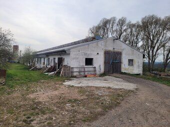 Pronajmu výrobních prostor o výměře 450 m2 s možností ponech