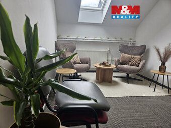 Nabízíme k pronájmu nebytový prostor v suterénu budovy Jansk
