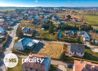 Prodej stavebního pozemku 393 m² s pěkným výhledem – klidná 