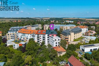 Ateliér o rozloze 41m2 se nachází v přízemí nového, již zkol