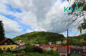 Nabízíme k prodeji krásnou chatu - zahradní domek, upravený 