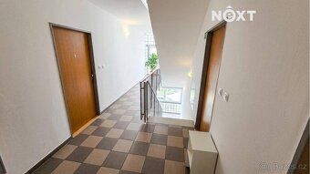 Pronájem rodinného bytu 3+kk s vlastní zahradou – Plzeň, Syl