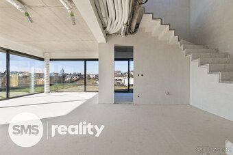 Prodej výjimečné novostavby moderního rodinného domu 5+kk ve